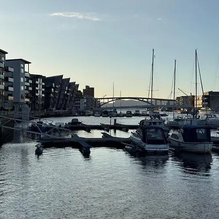 Spacious And Modern 4-room Apartment, Apartment Bergen